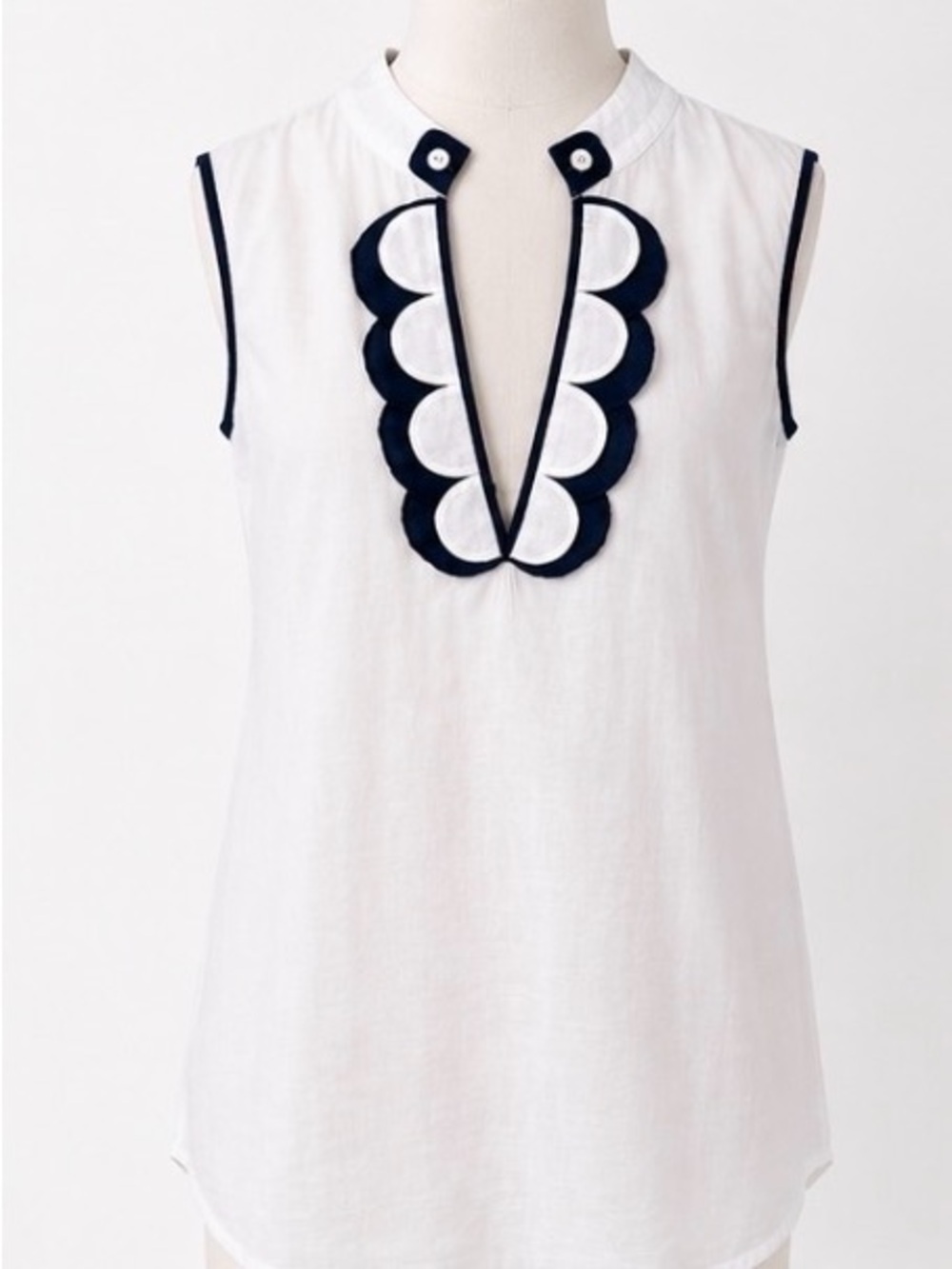 [Pink Pineapple] White Navy Scallop Trim Sleeveless Blouse Coastal Preppy Top S